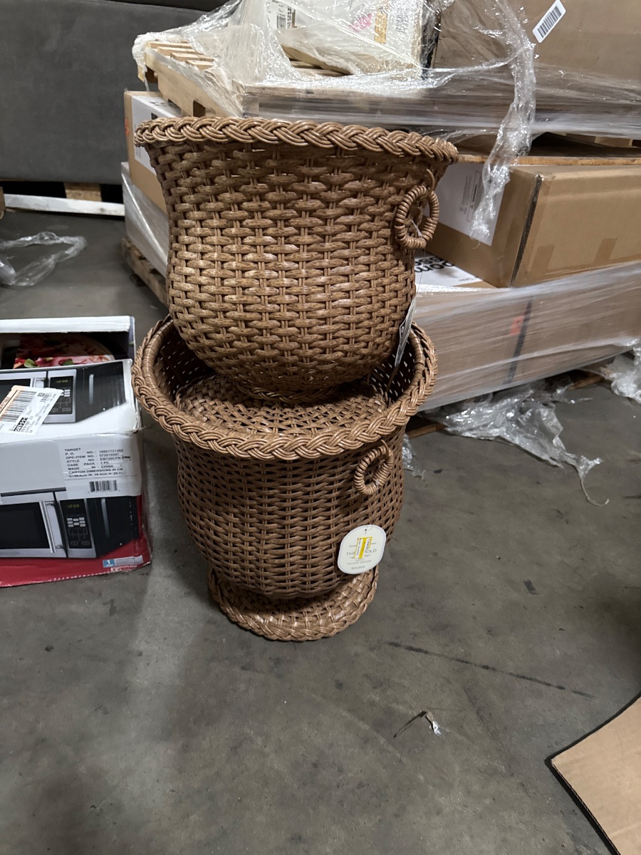 14"x16" Resin Wicker Outdoor Planter