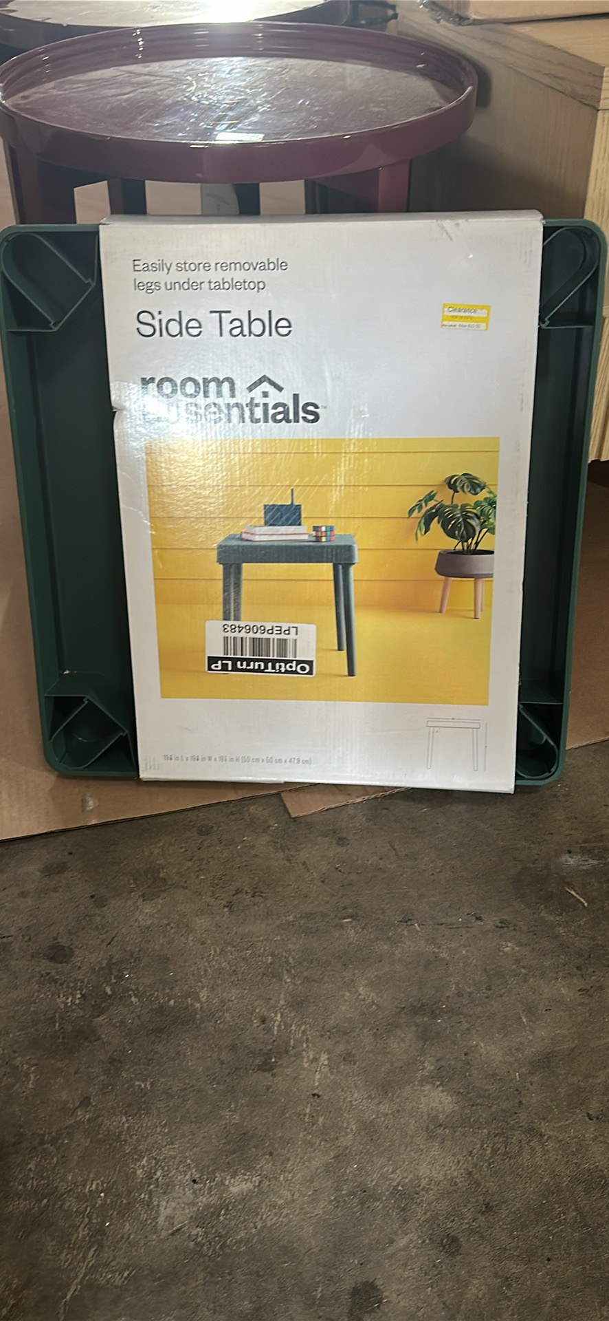 Square Elba Outdoor Patio Accent Table Fern Shower Green
