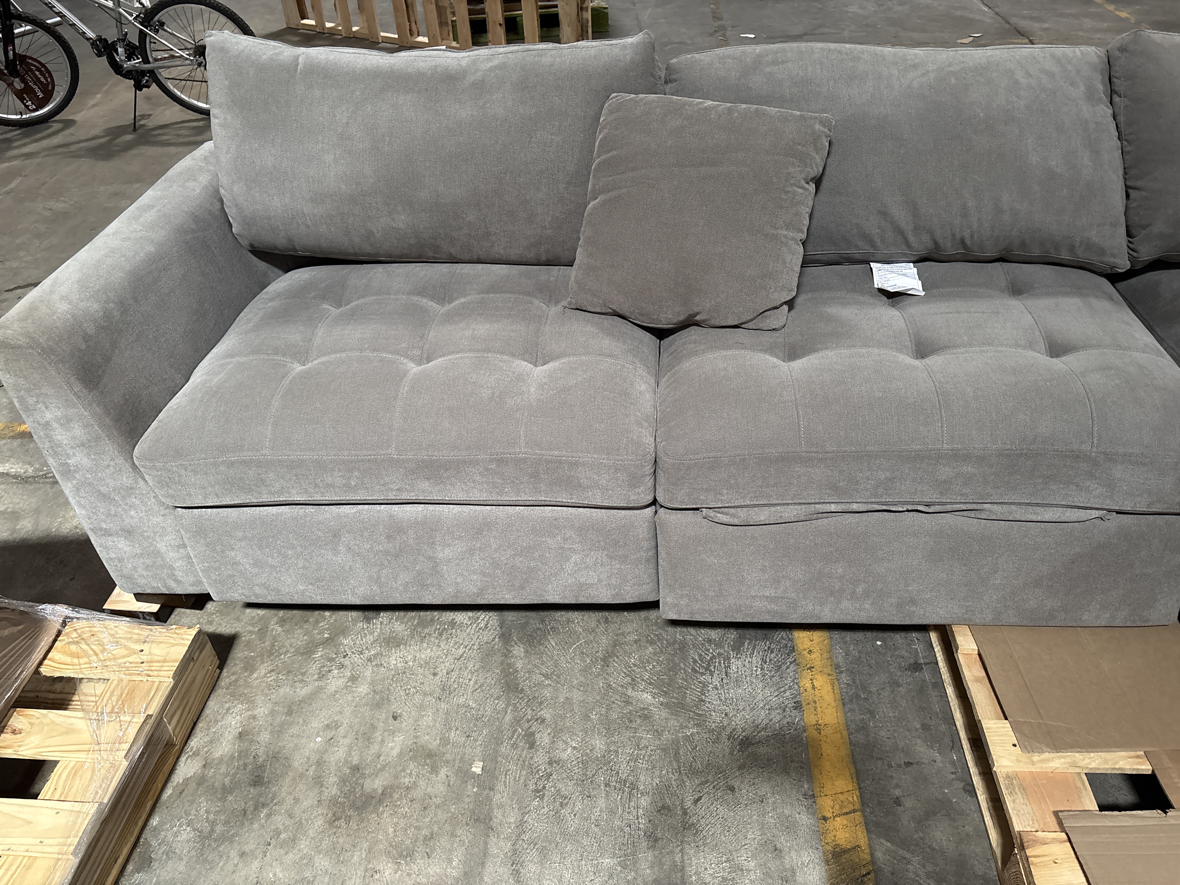 Thomasville Miles Fabric Sectional with Power Footrest