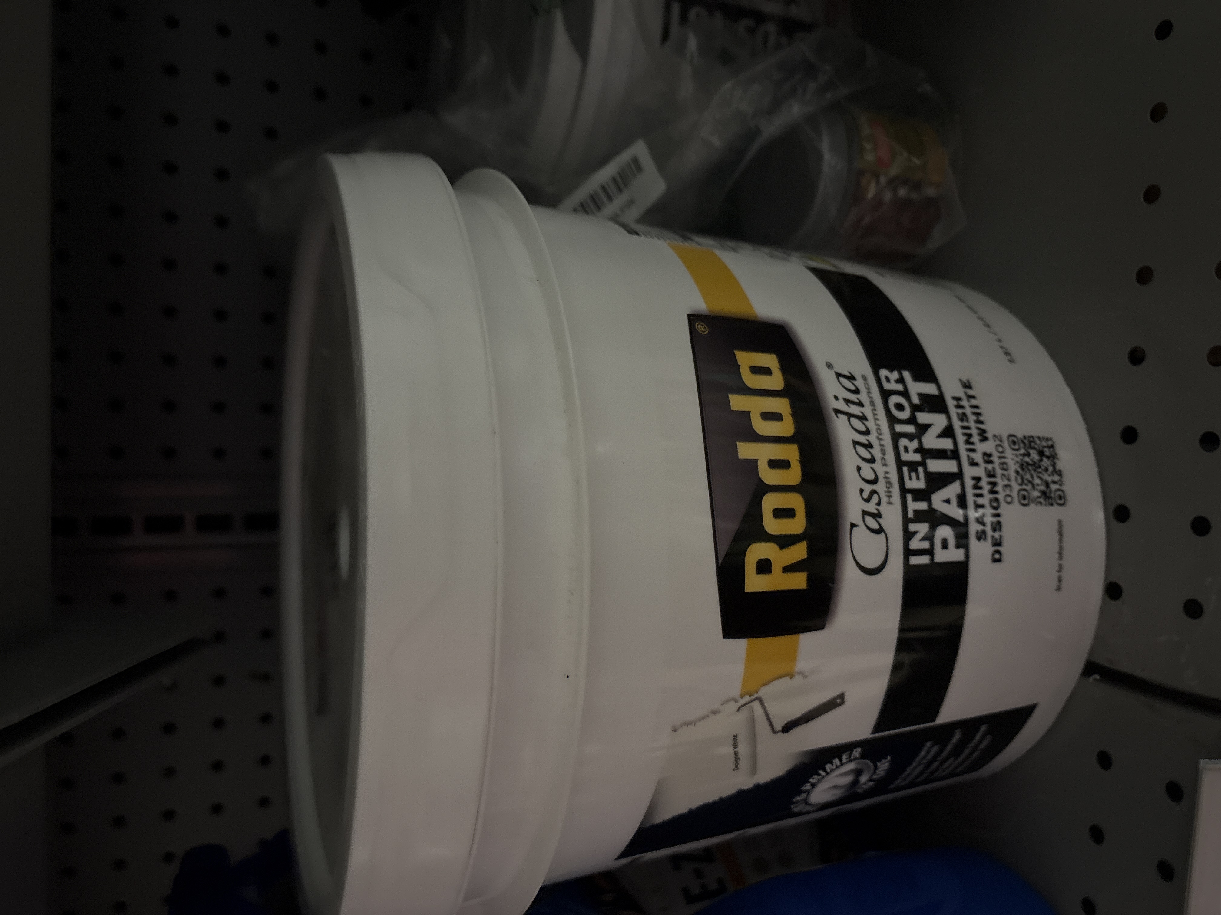 Rodda - Cascadia High Performance Interior Paint - Satin Finish - Designer White - 2 gallon - 7.57L