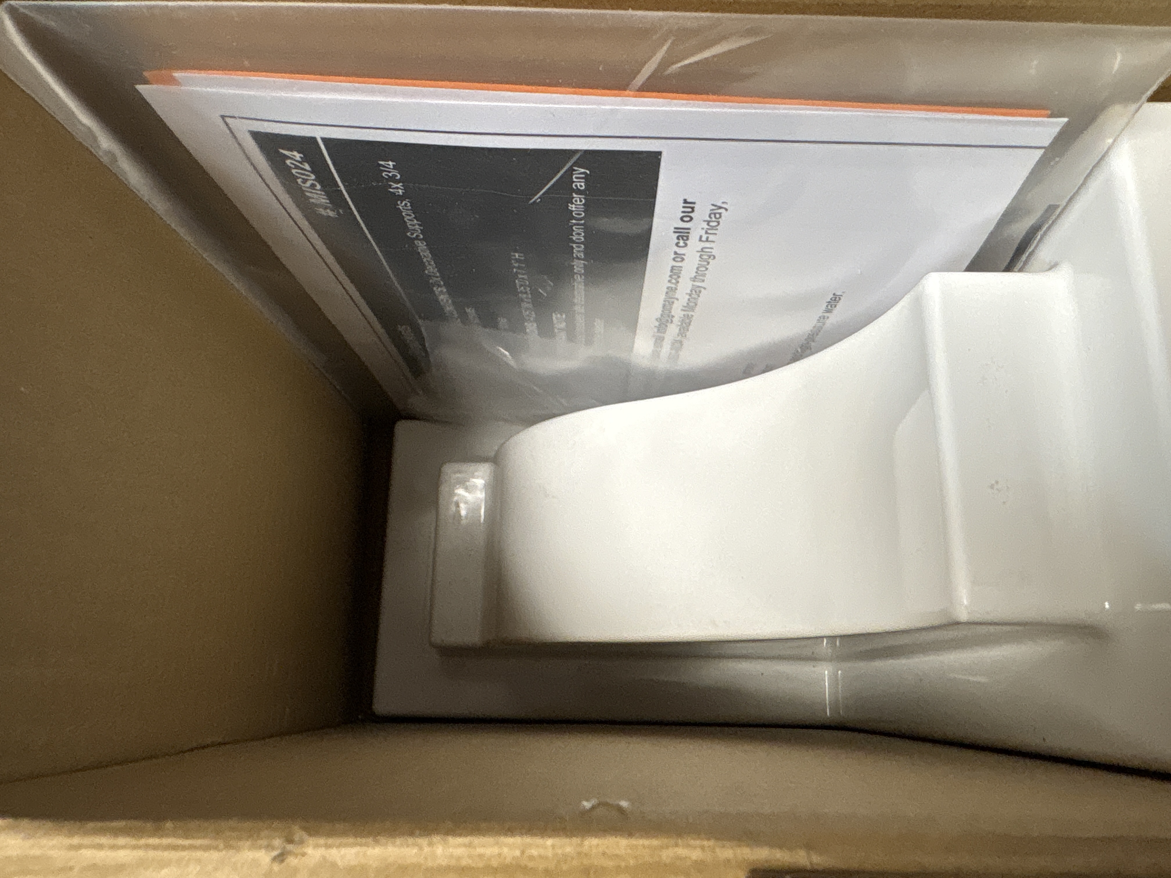 Mayne 2 Pack Yorkshire Decorative Brackets - White