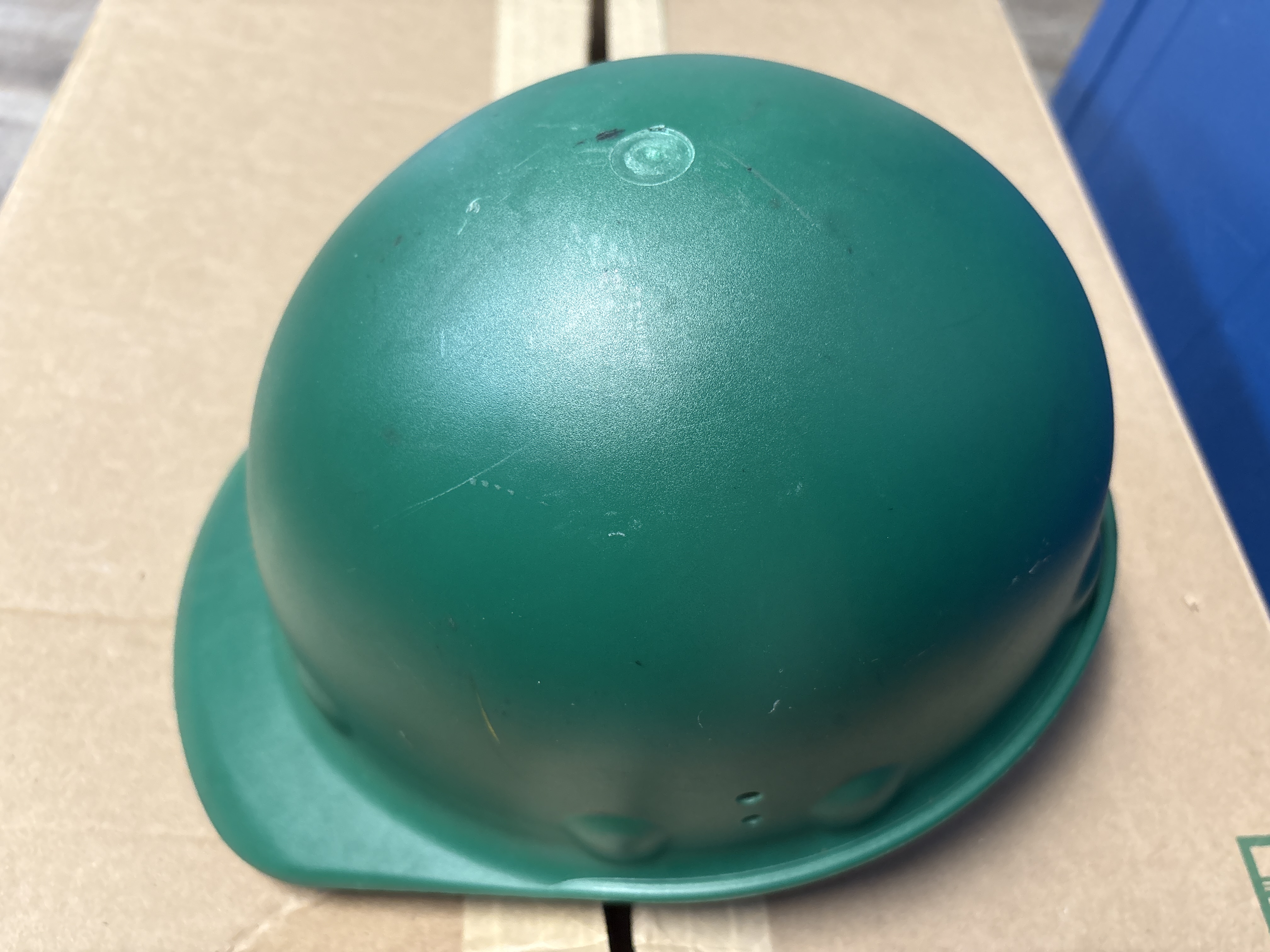 Fibre-Metal by Honeywell 280-P2HNQRW74A000 Roughneck Hard Hat