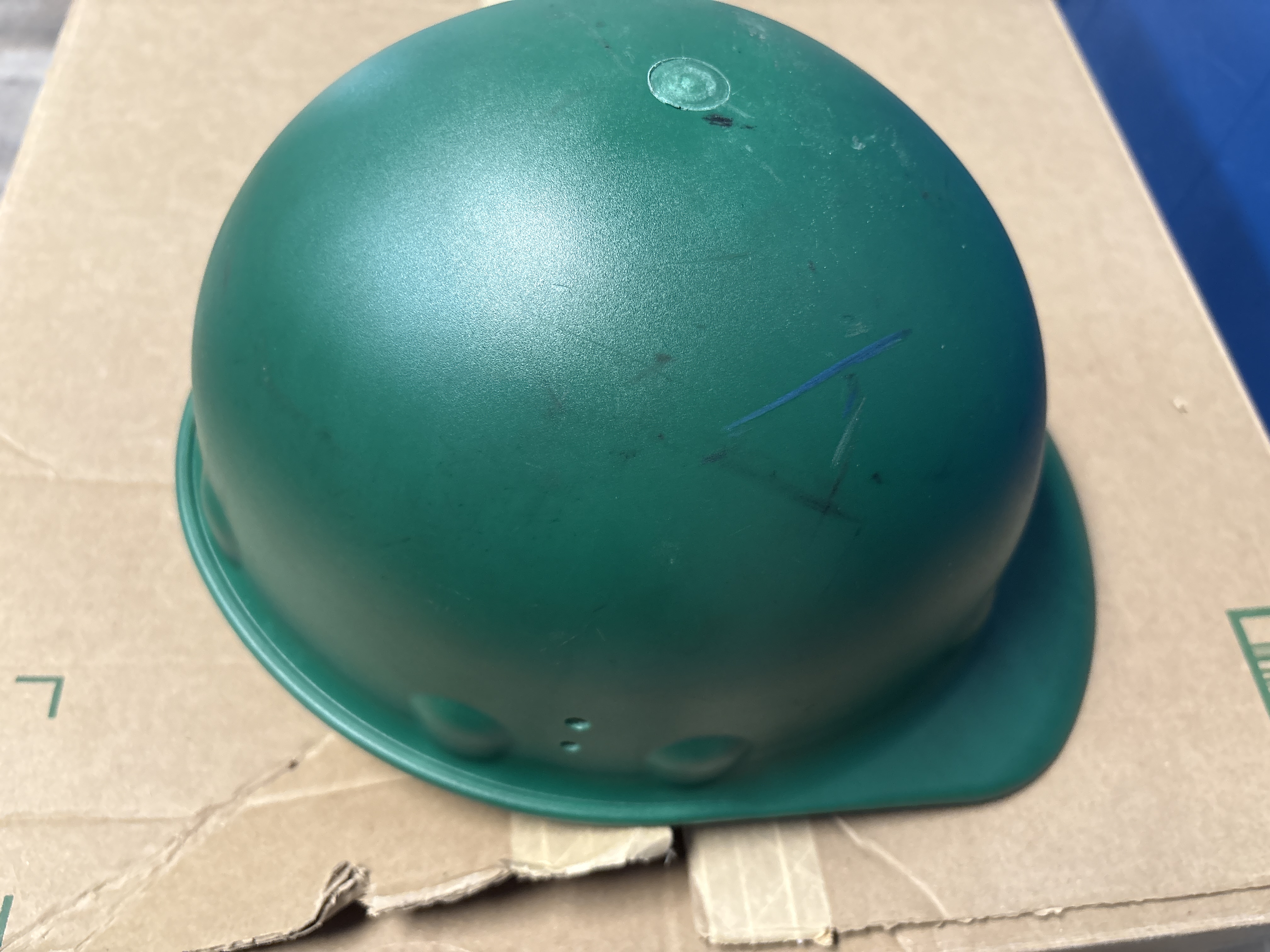 Fibre-Metal by Honeywell 280-P2HNQRW74A000 Roughneck Hard Hat