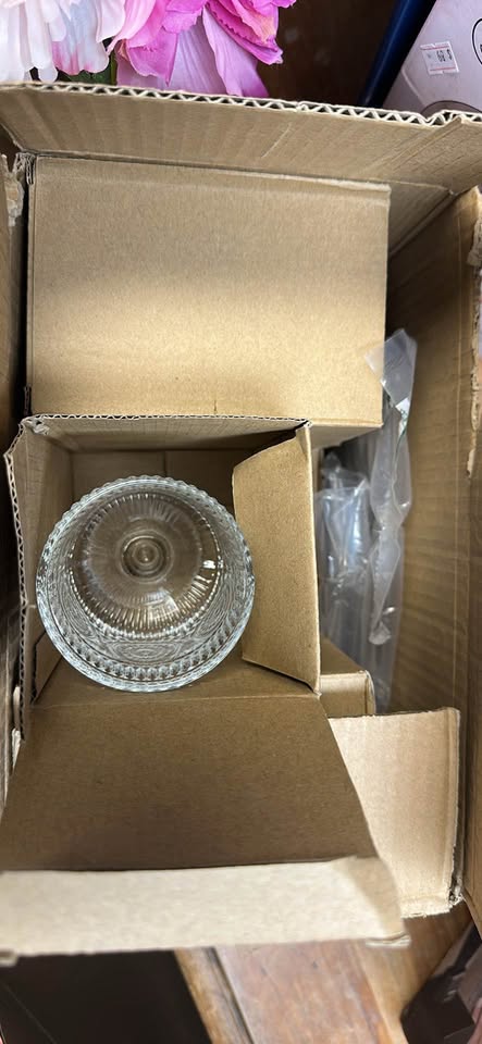 6 Packs Vintage Goblet Glasses, 8 oz