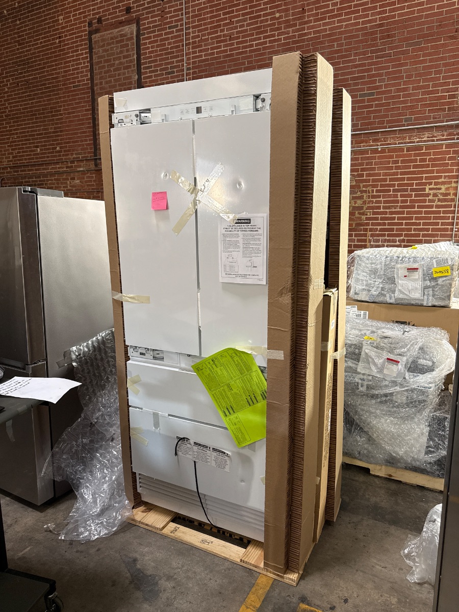 Monogram 36" Fully Integrated French-Door Refrigerator, Custom Panel Ready – ZIP364IPVII