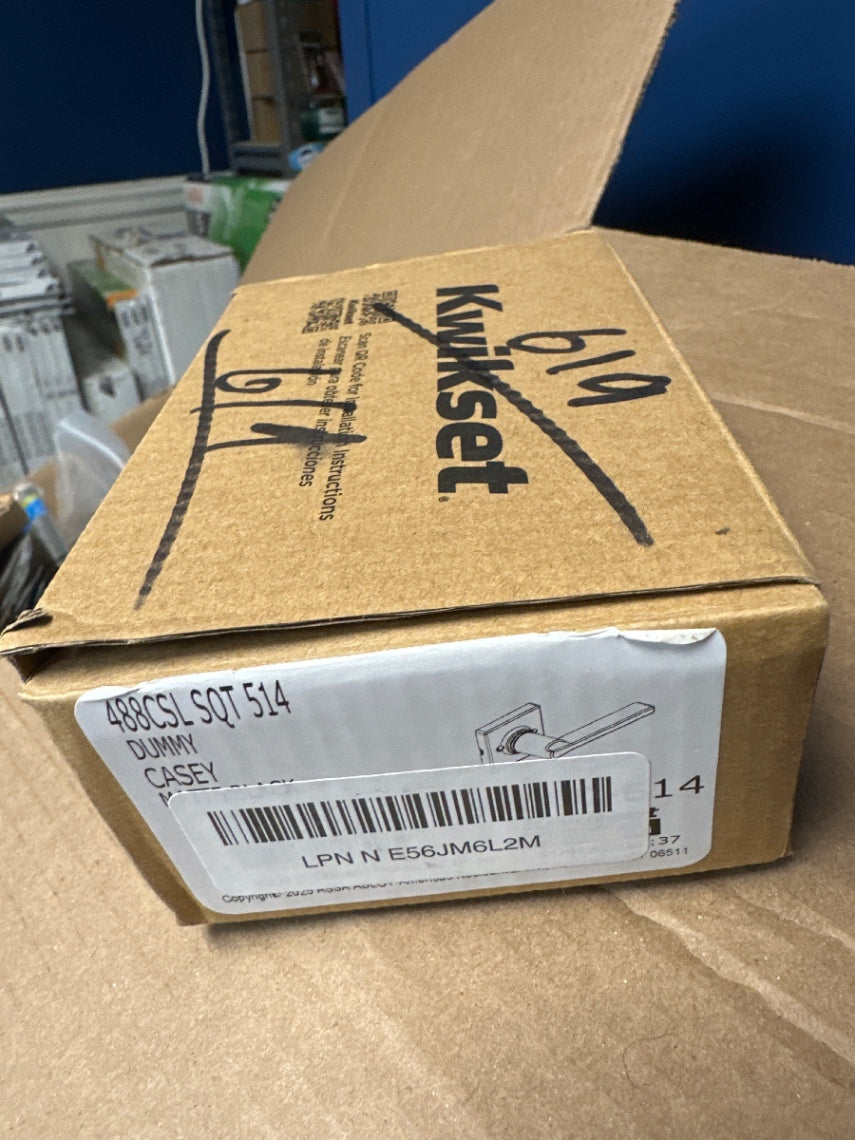 Kwikset Casey Square Bed/Bath Lever In Matte Black