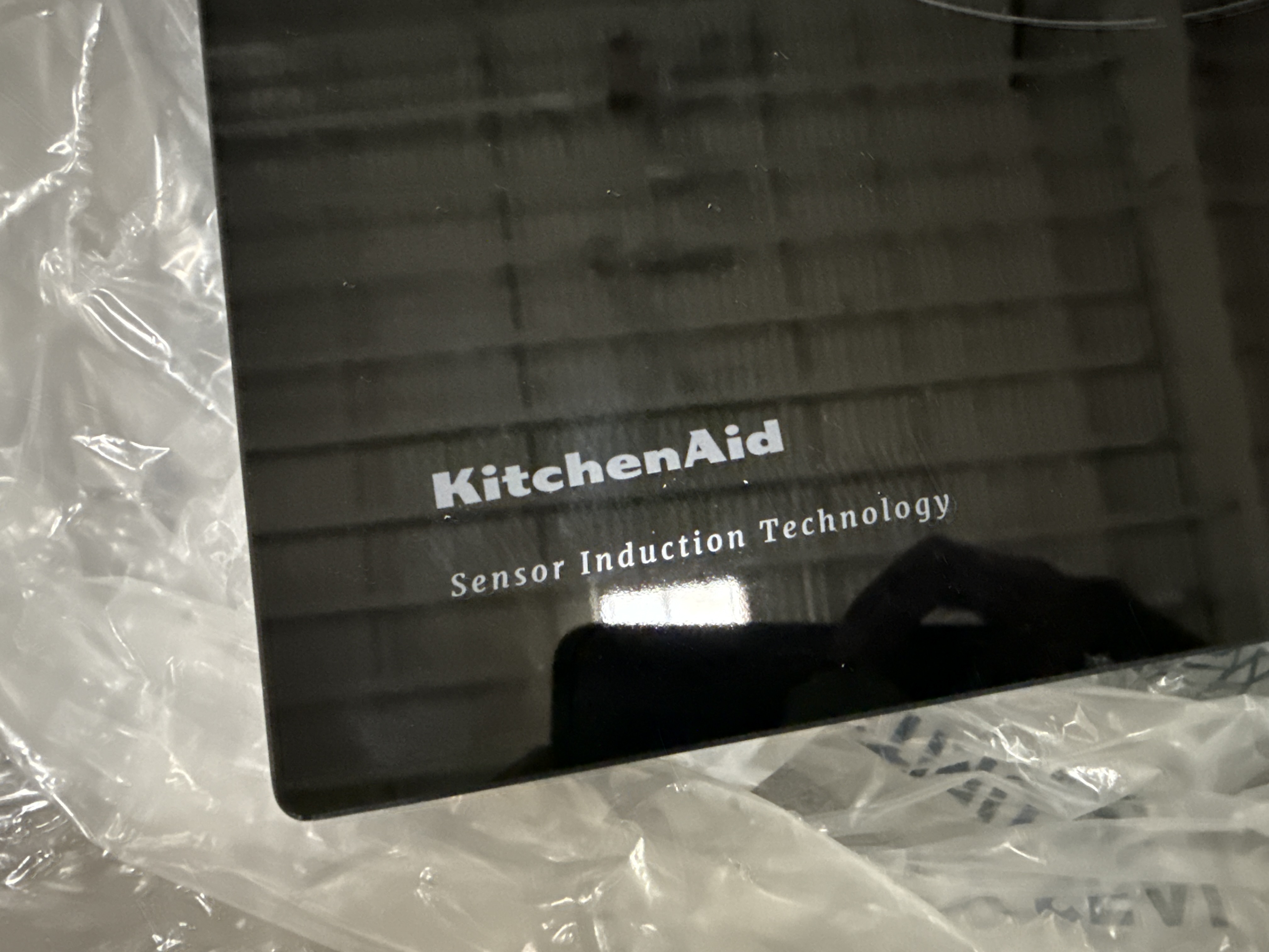 KitchenAid 36" 5-Element Sensor Induction Cooktop, Black – KCIG556JBL