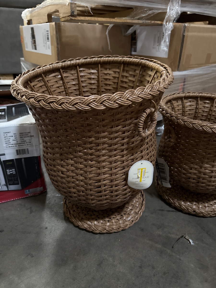 13"x21" Resin Wicker Outdoor Planter