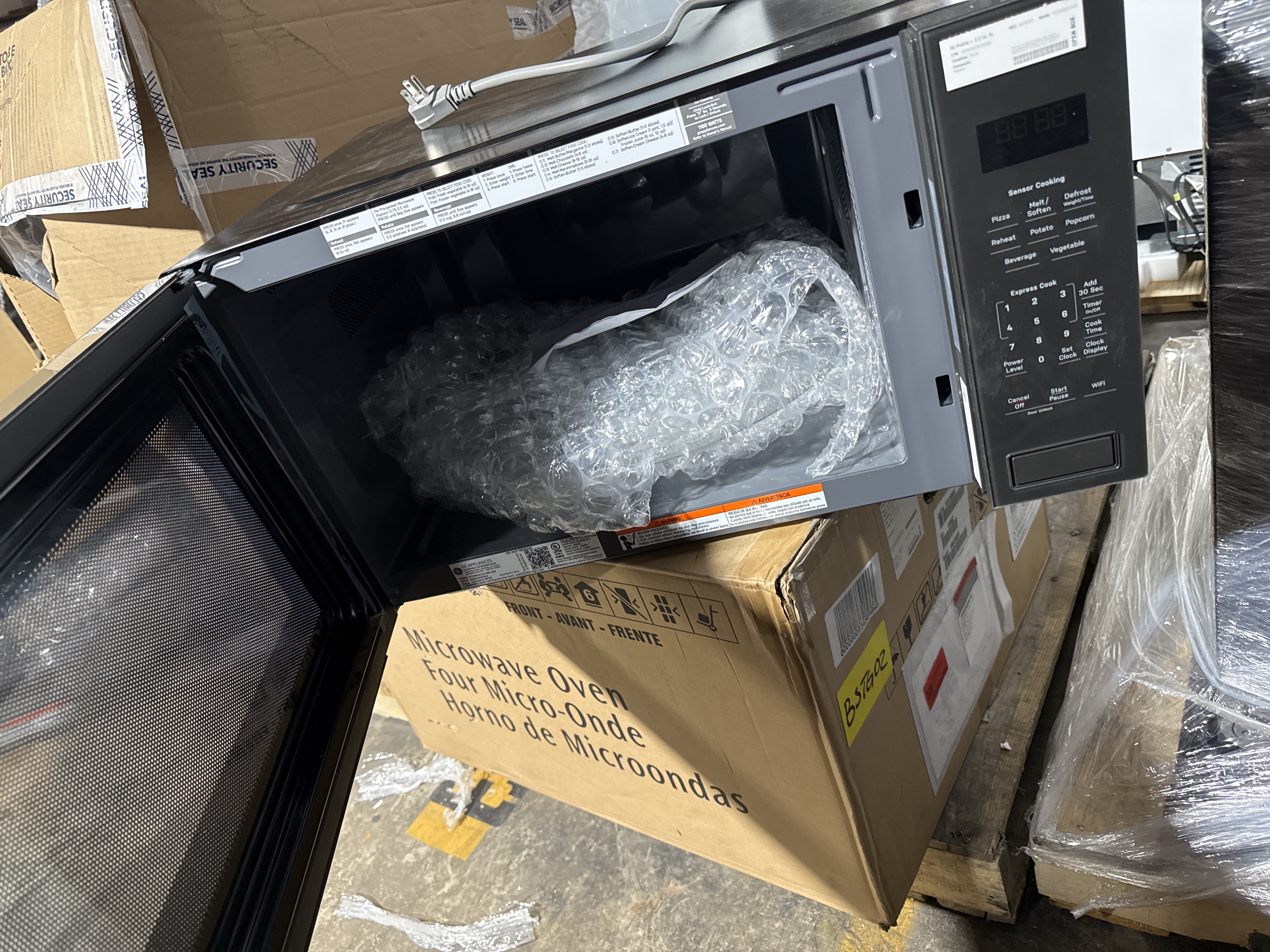 GE Profile 2.2 Cu. Ft. Built-In Sensor Microwave Oven – PCWK22U1WDD