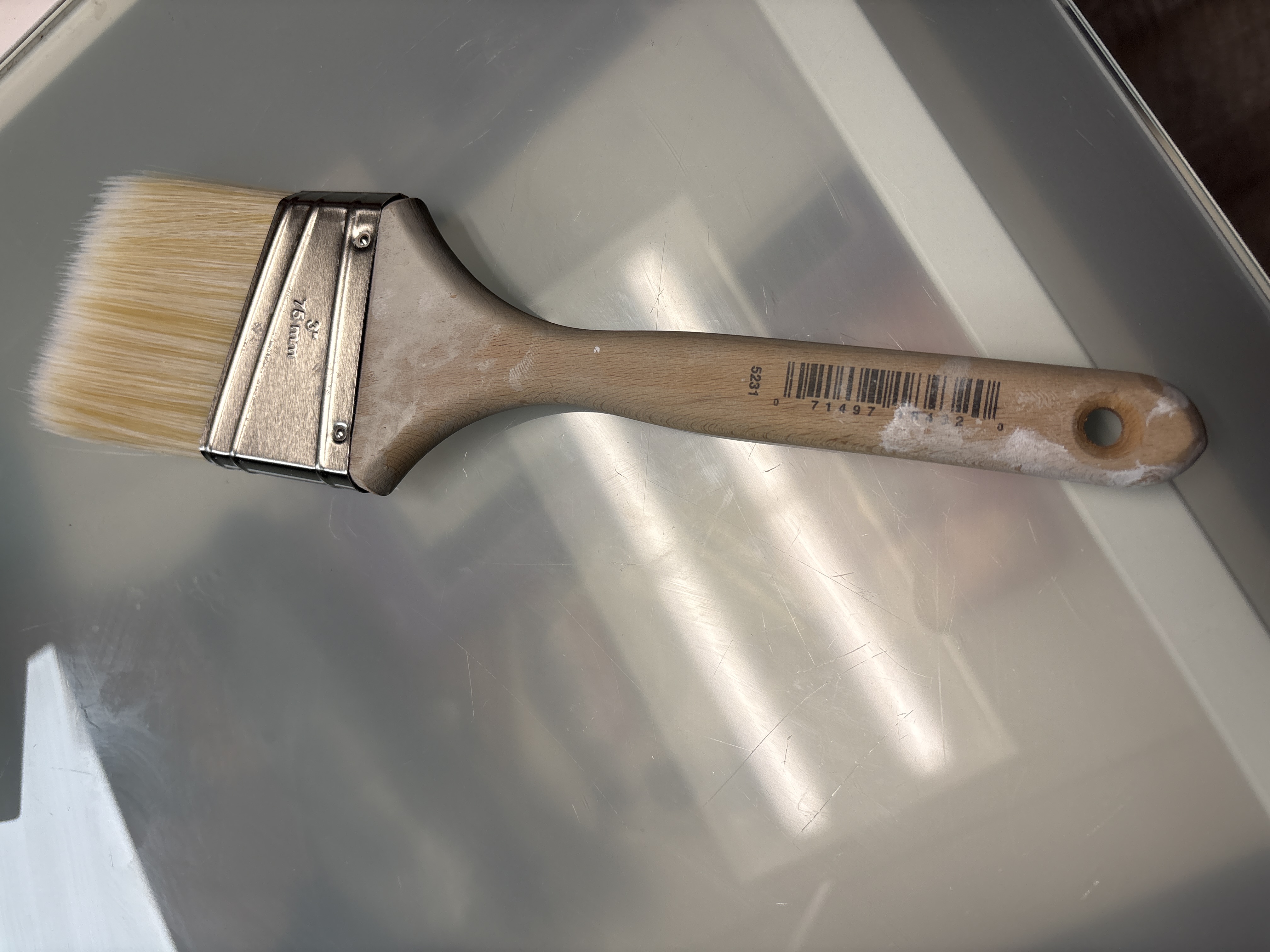 Wooster Gold Edge Paint Brush, Angle Sash, White & Gold, 3-in