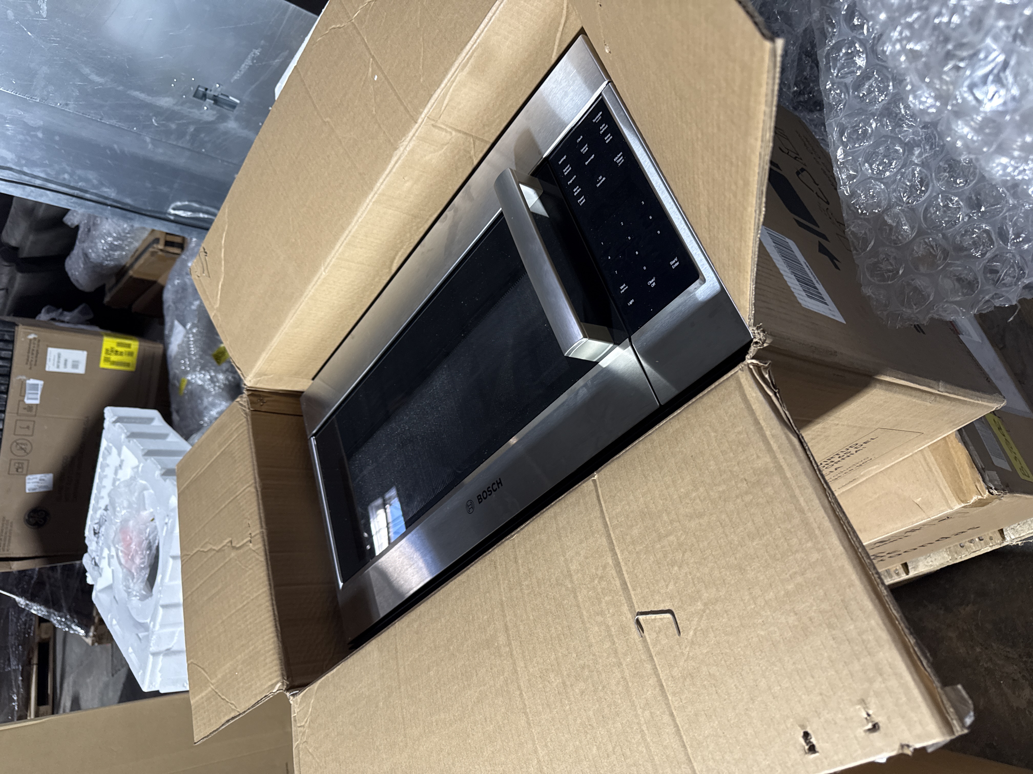 Bosch 500 Series 30" Over-the-Range Microwave, Stainless Steel – HMV5053U