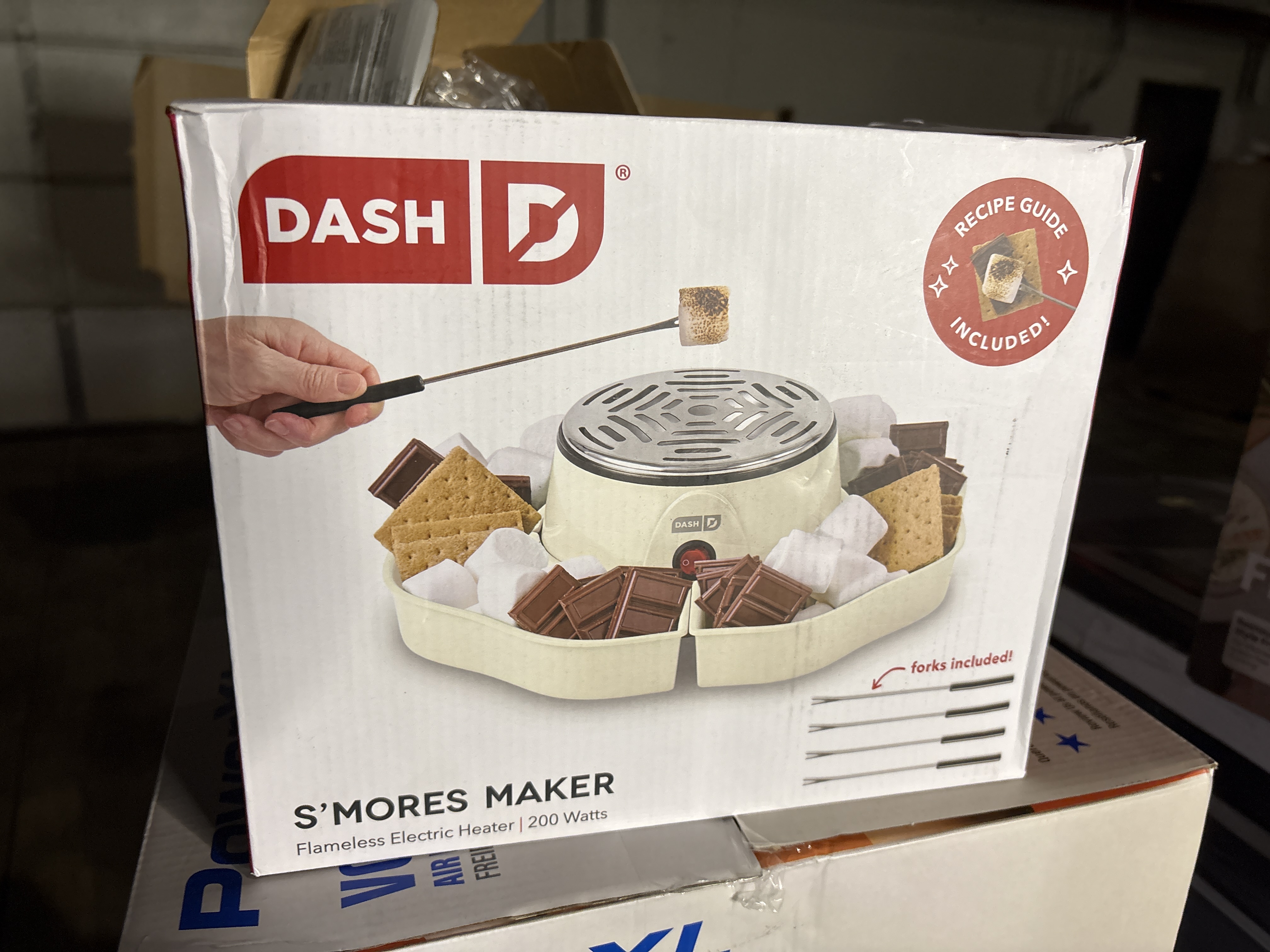 Dash Smores Maker Cream